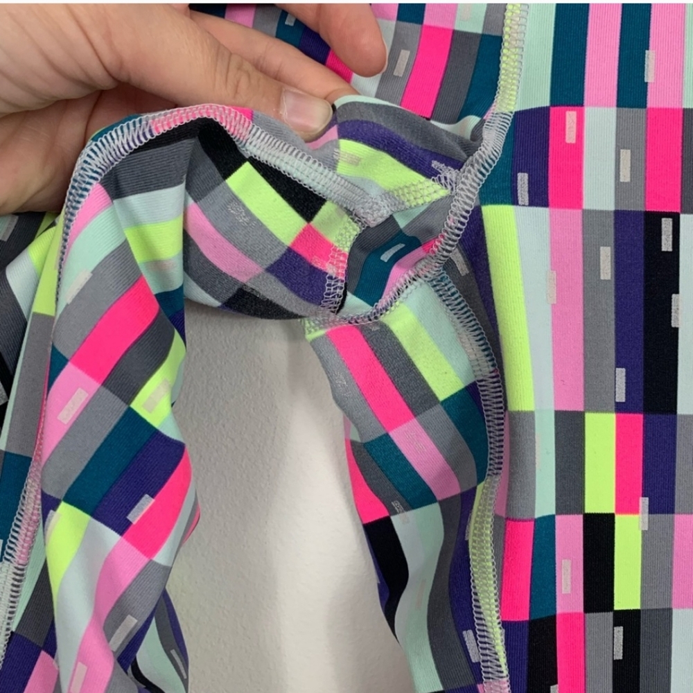 Victoria’s Secret Sport Knockout Coolant Geometric Pattern Leggings Small - Picture 6 of 8